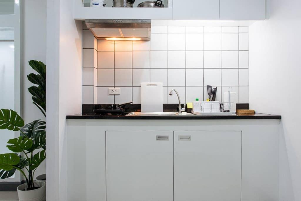 방콕 P4 Silom Large 2Beds Full Kitchen Wifi 4-6Pax 아파트 외부 사진