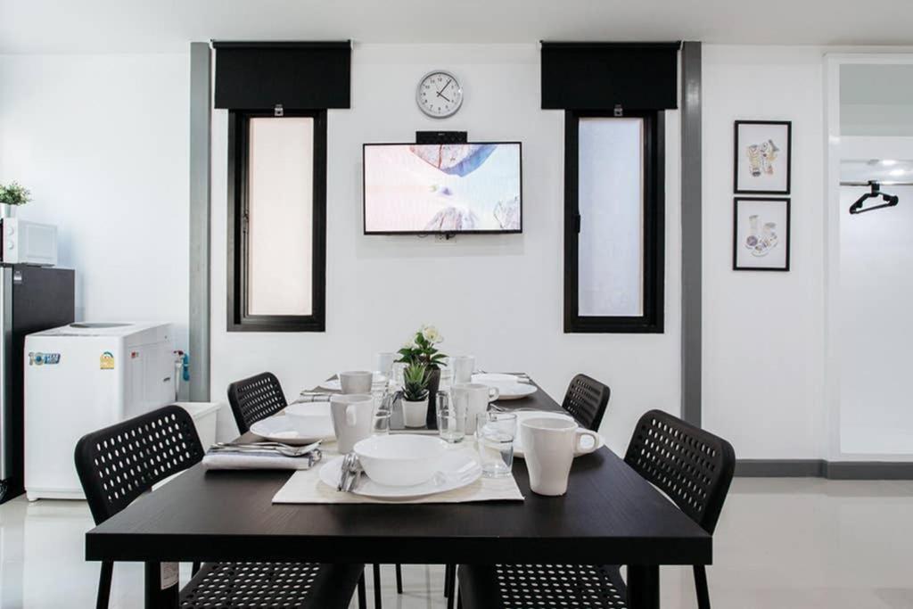 방콕 P4 Silom Large 2Beds Full Kitchen Wifi 4-6Pax 아파트 외부 사진