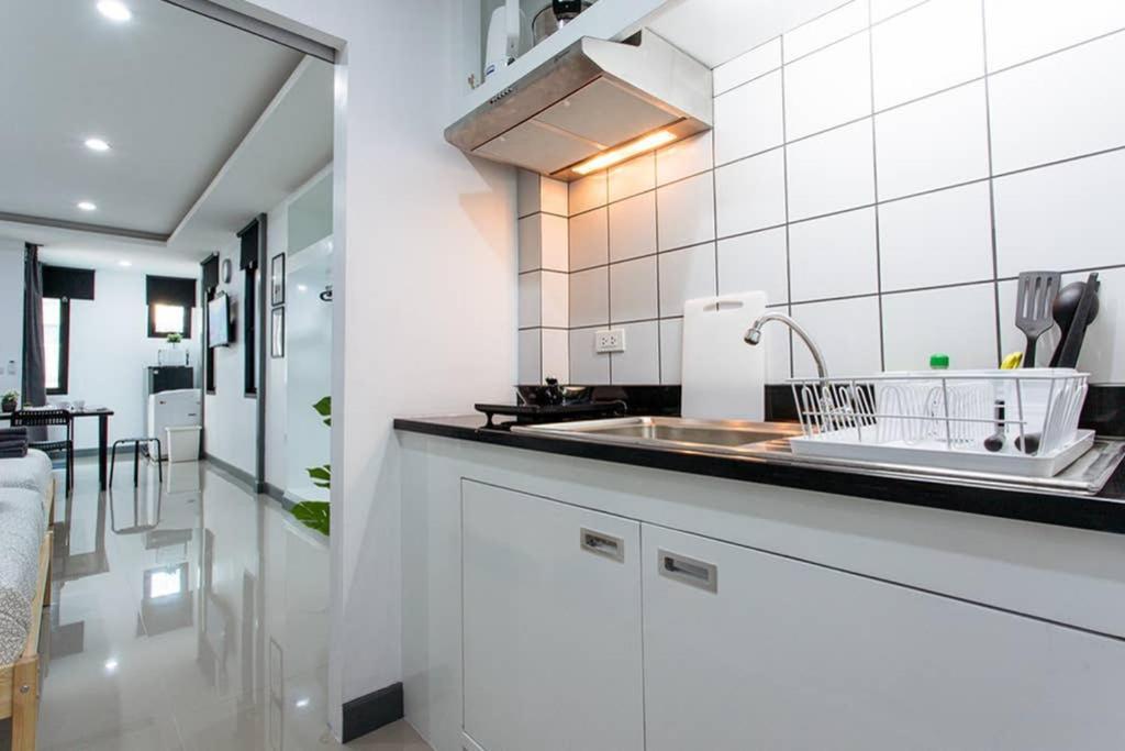 방콕 P4 Silom Large 2Beds Full Kitchen Wifi 4-6Pax 아파트 외부 사진