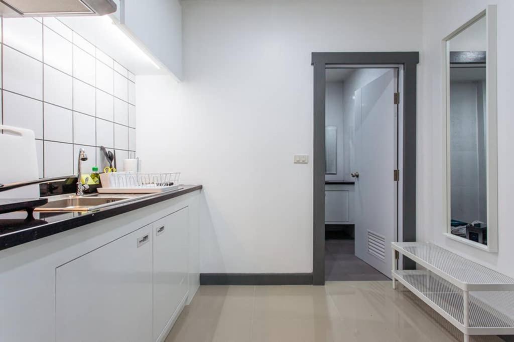 방콕 P4 Silom Large 2Beds Full Kitchen Wifi 4-6Pax 아파트 외부 사진